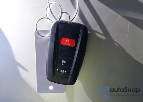 2022 Toyota Prius Le z USA, uszkodzony, nr VIN JTDL9MFU5N3033683